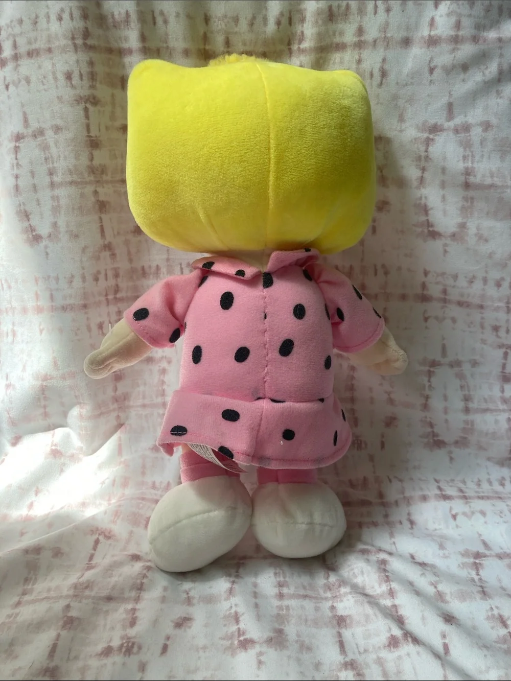 Peanuts Sally Brown Plush Doll Cedar Fair Exclusive